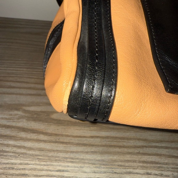 Chloe Authentic Alice Large Zip Top Handle Bag with Strap in Colorblock Leather - Picture 13 of 15